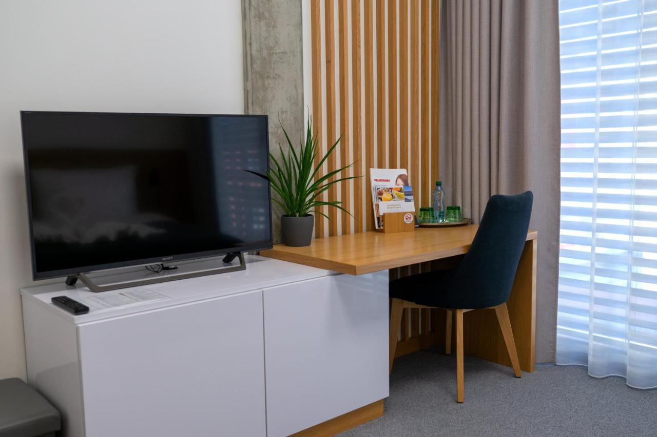 Hotel Smetanova Vsetin Luaran gambar