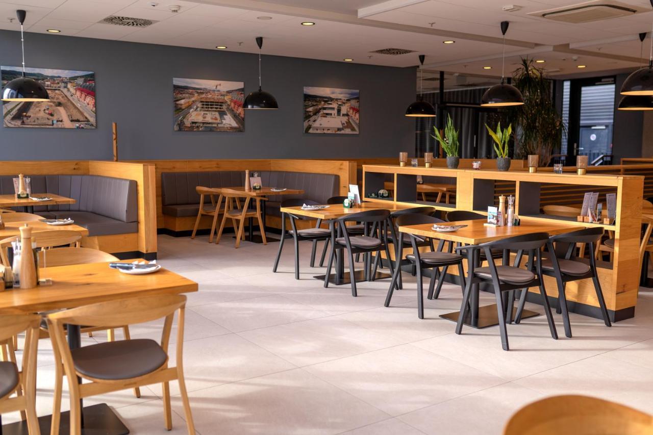 Hotel Smetanova Vsetin Luaran gambar